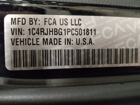 Used 2023 Jeep Grand Cherokee Limited image 33