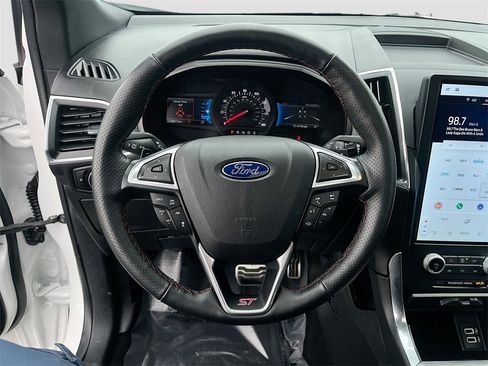 Used 2024 Ford Edge ST w/ Equipment Group 401A image 11