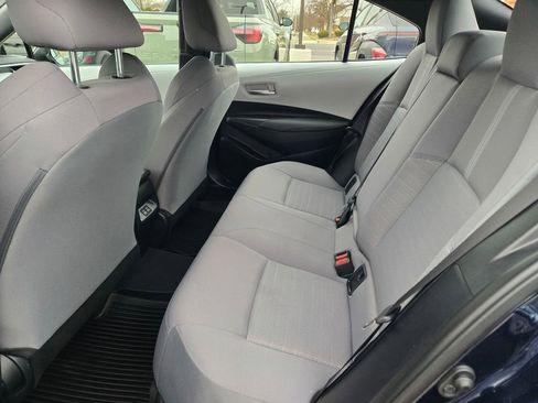 Used 2025 Toyota Corolla SE image 19