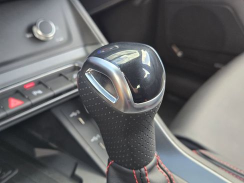 Certified 2025 Audi Q3 2.0T Premium Plus w/ Premium Plus Package image 26