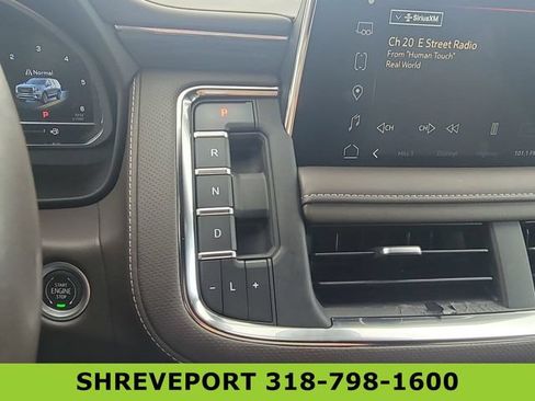 Certified 2022 GMC Yukon SLT w/ SLT Luxury Package RWD image 15