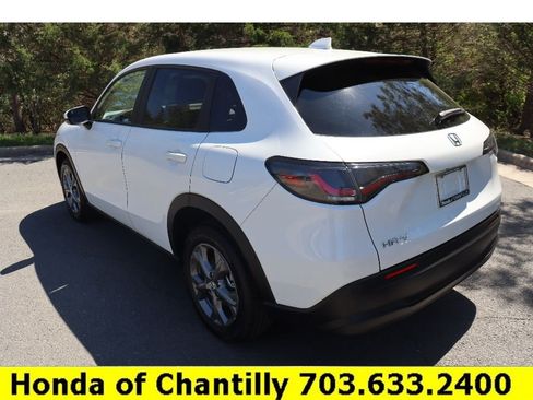 Certified 2026 Honda HR-V LX image 5
