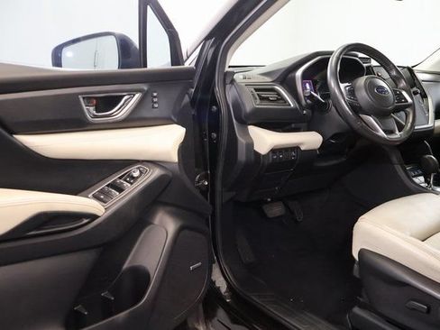 Used 2023 Subaru Ascent Limited w/ Technology Package AWD/4WD image 9