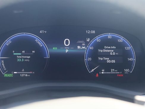 Used 2025 Toyota Camry XSE AWD/4WD image 19