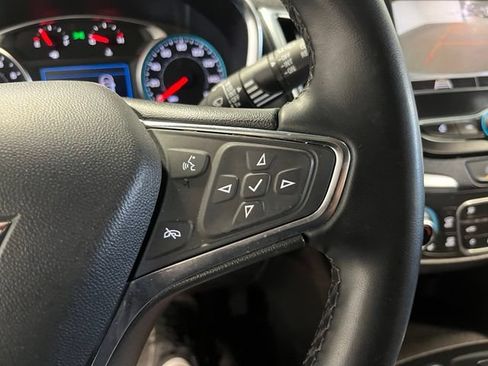Used 2024 Chevrolet Equinox LT FWD image 28