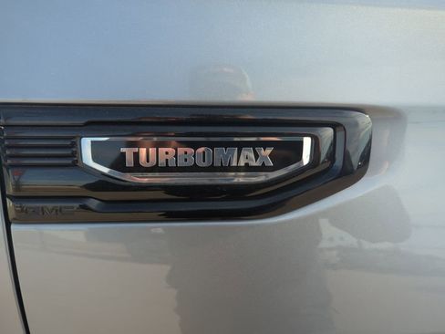 Used 2024 GMC Sierra 1500 Elevation image 6