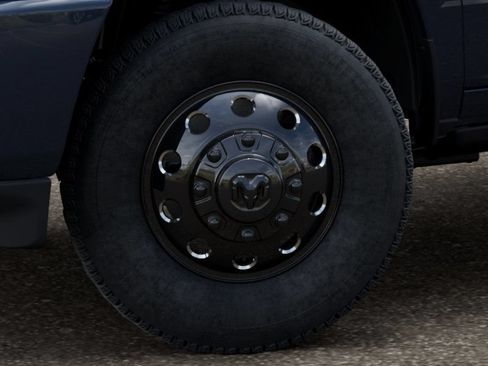 New 2026 RAM 3500 Laramie AWD/4WD image 13
