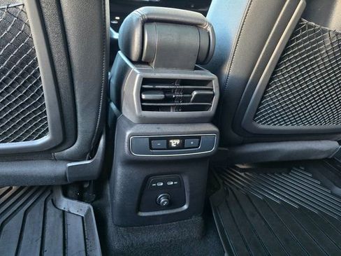 Used 2024 Audi Q4 e-tron Premium Plus image 35