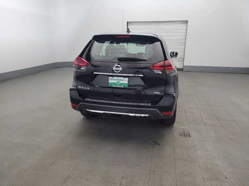 Used 2020 Nissan Rogue S AWD/4WD image 7