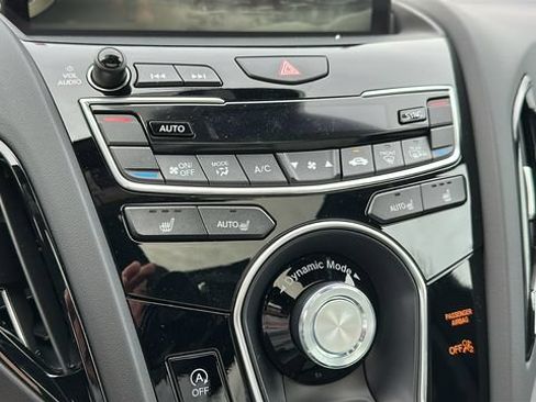 New 2026 Acura RDX SH-AWD image 17