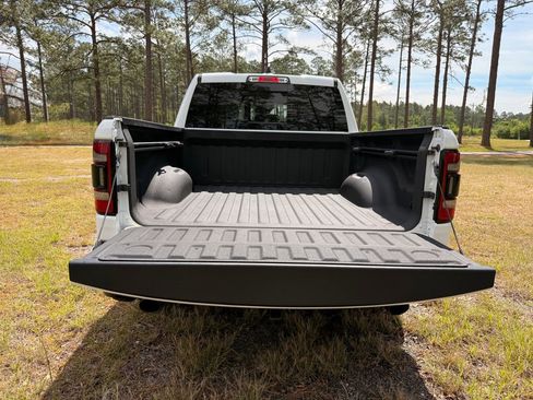 Used 2022 RAM 1500 Limited w/ (RED) Edition AWD/4WD image 9