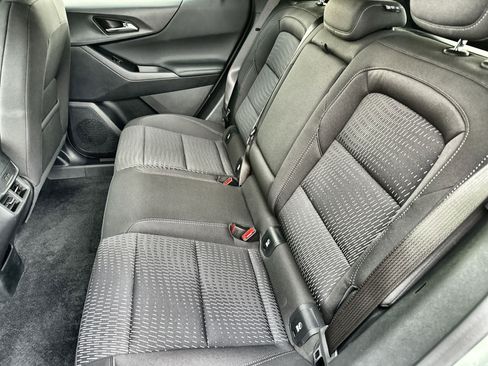 Used 2025 Chevrolet Equinox LT w/ Safety and Technology Package image 24