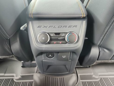 New 2026 Ford Explorer Tremor w/ Tremor Ultimate Package AWD/4WD image 39