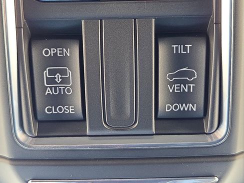 New 2025 Jeep Grand Cherokee L Laredo w/ Luxury Tech Group I image 22