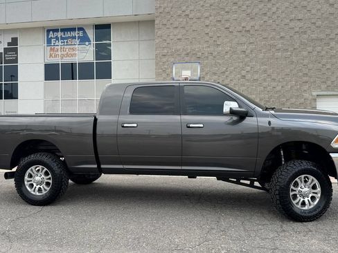 Used 2017 RAM 2500 Laramie w/ Convenience Group AWD/4WD image 5