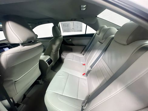 Used 2015 Toyota Camry XLE FWD image 28