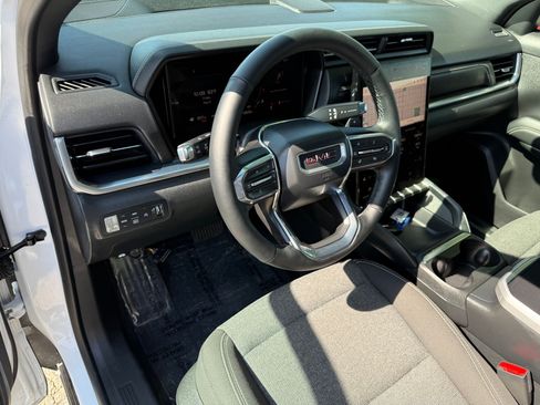 Used 2026 GMC Terrain Elevation AWD/4WD image 16