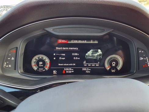 Used 2021 Audi Q7 3.0T Prestige image 13