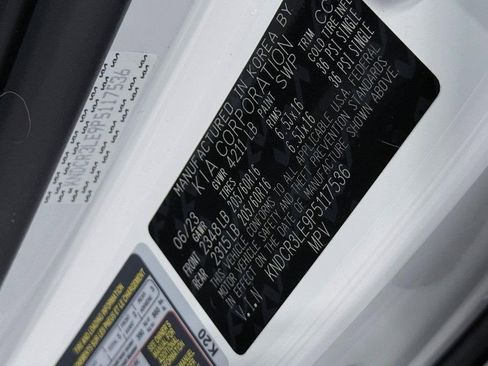 Used 2023 Kia Niro EX image 39