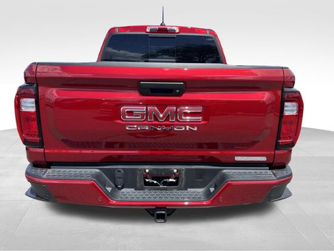Used 2025 GMC Canyon Elevation w/ Convenience Package AWD/4WD image 6