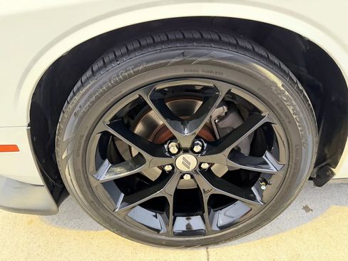 Used 2019 Dodge Challenger R/T w/ Plus Package image 63