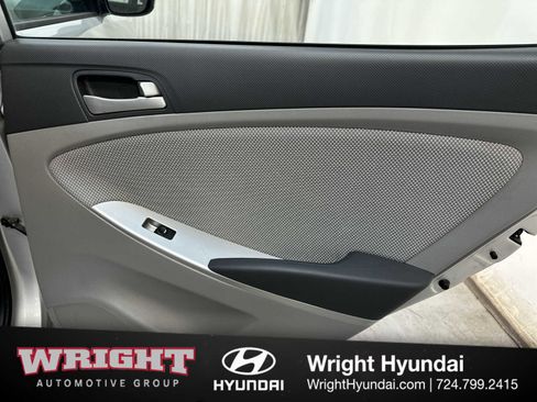 Used 2014 Hyundai Accent GLS image 15