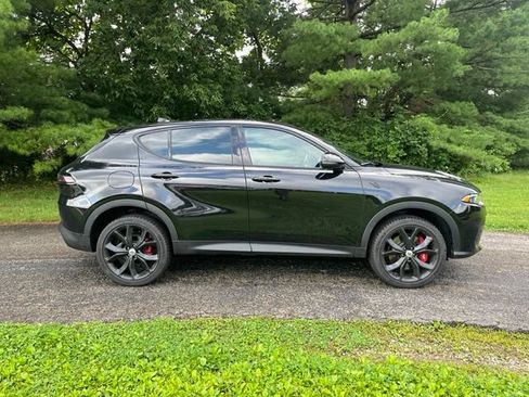 Used 2024 Dodge Hornet GT AWD/4WD image 2