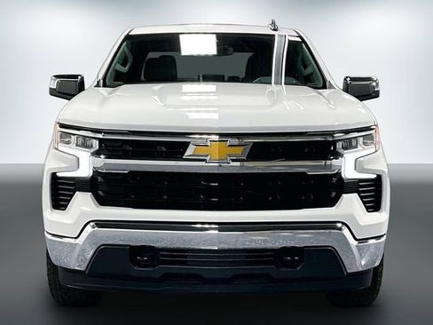 Used 2023 Chevrolet Silverado 1500 LT AWD/4WD image 2