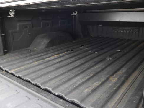 Used 2021 Chevrolet Silverado 2500 High Country w/ Z71 Off-Road Package image 5