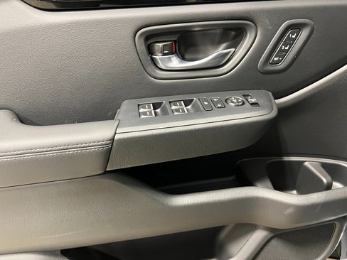 New 2025 Honda Pilot Touring image 16