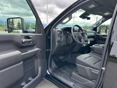 New 2025 GMC Sierra 3500 Pro w/ Snow Plow Prep/Camper Package image 22