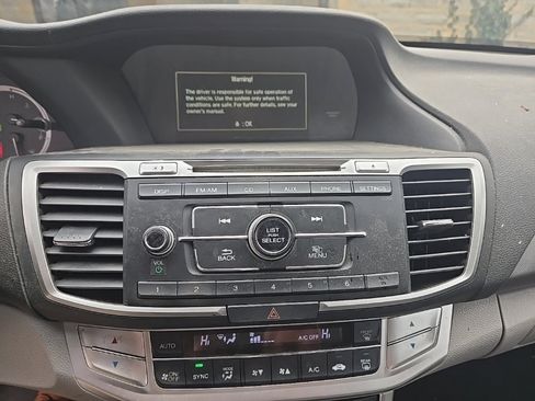 Used 2014 Honda Accord LX image 9
