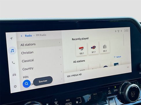 Used 2023 Toyota Highlander Platinum image 14