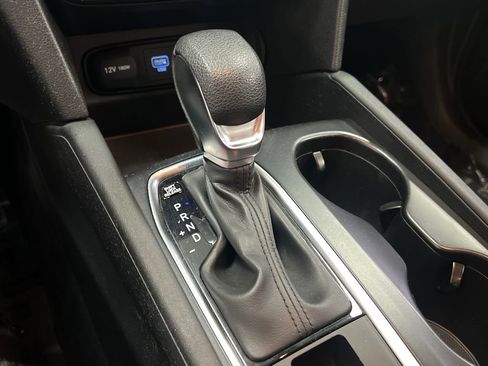 Used 2020 Hyundai Santa Fe SEL FWD image 25