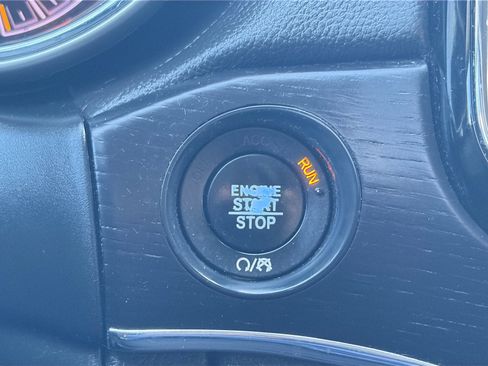 Used 2019 Jeep Grand Cherokee Summit AWD/4WD image 21