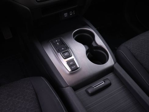 Used 2023 Honda Ridgeline Sport image 11