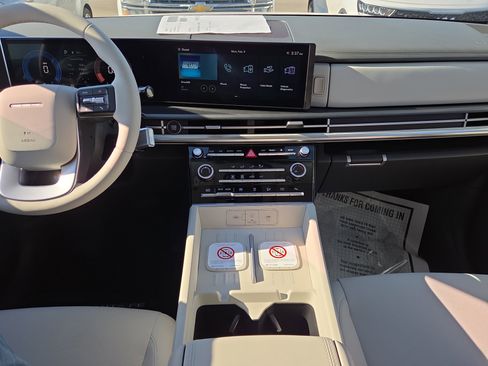 New 2026 Hyundai Santa Fe SE image 11