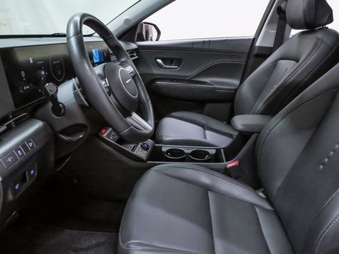 Certified 2024 Hyundai Kona Limited FWD image 9