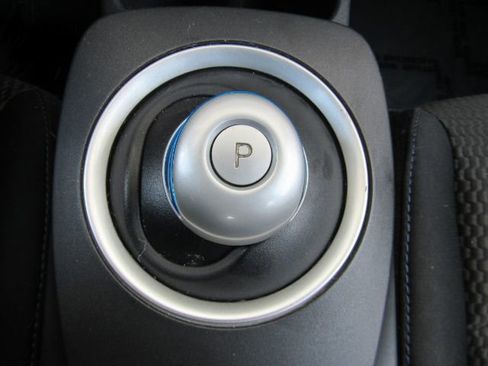 Used 2015 Nissan Leaf S w/ Charge Package image 43