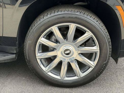 Used 2026 Cadillac Escalade ESV 4WD image 9
