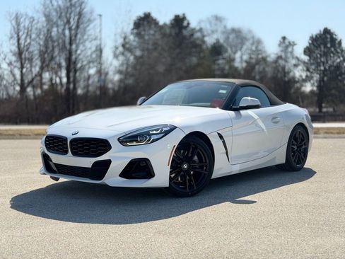 New 2026 BMW Z4 sDrive30i w/ Convenience Package RWD image 1