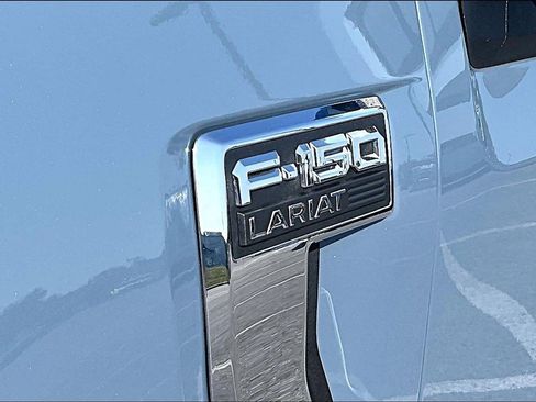 Certified 2023 Ford F150 Lariat w/ Trailer Tow Package AWD/4WD image 25
