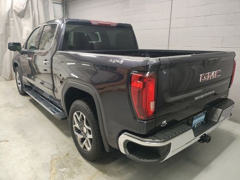 Certified 2022 GMC Sierra 1500 SLT w/ SLT Convenience Package image 20