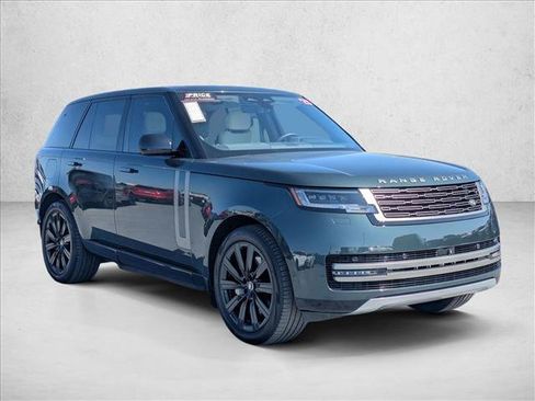 Certified 2025 Land Rover Range Rover SE AWD/4WD image 3