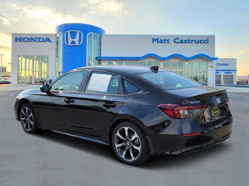 Used 2025 Honda Civic Sport Touring image 3