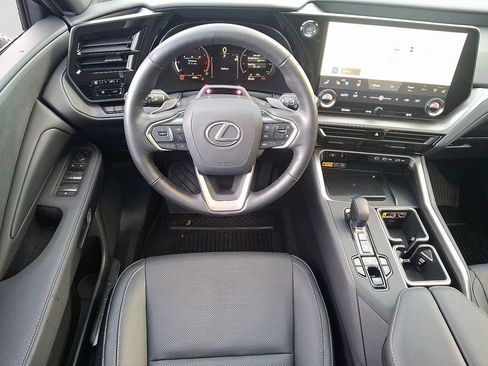 Used 2025 Lexus TX 350 AWD image 13