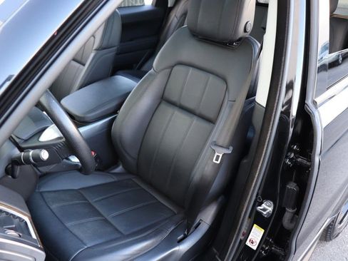 Used 2022 Land Rover Range Rover Sport SE AWD/4WD image 19
