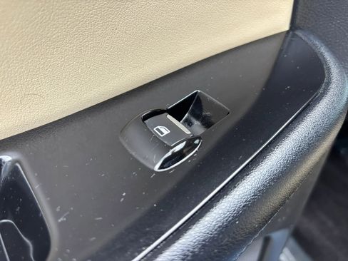 Used 2017 Ford Edge SEL w/ Equipment Group 201A FWD image 57