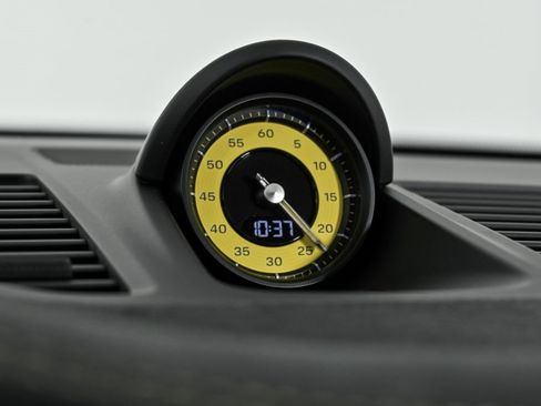 Certified 2024 Porsche 911 GT3 RS image 17