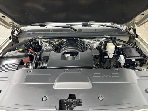 Used 2017 GMC Yukon XL SLT image 27